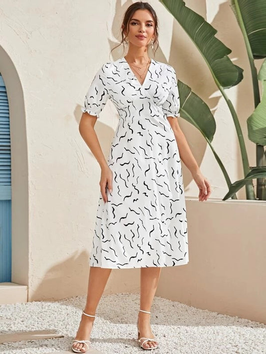 CM-DS305781 Women Casual Seoul Style Short Sleeve Graphic Print High Waist A-Line Dress - White