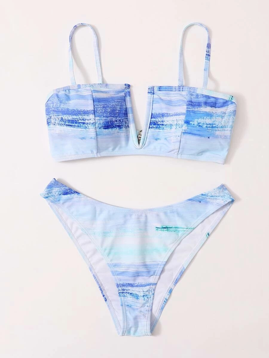 CM-SWS520033 Women Trendy Seoul Style Sea Wave Print V Wired Bikini Swimsuit - Blue