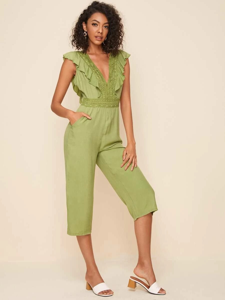 CM-JS424703 Women Trendy Bohemian Style Sleeveless Ruffle Trim Lace Insert Capri Jumpsuit - Green