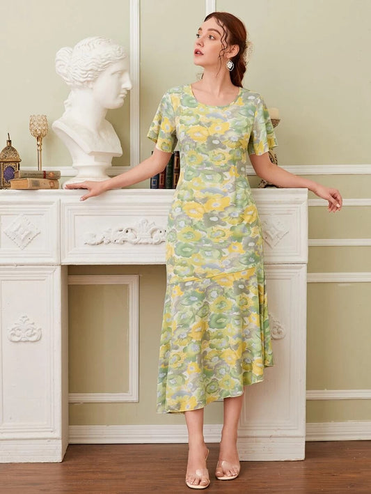 CM-DS525990 Women Elegant Seoul Style Round Neck Allover Floral Print Mermaid Hem Dress