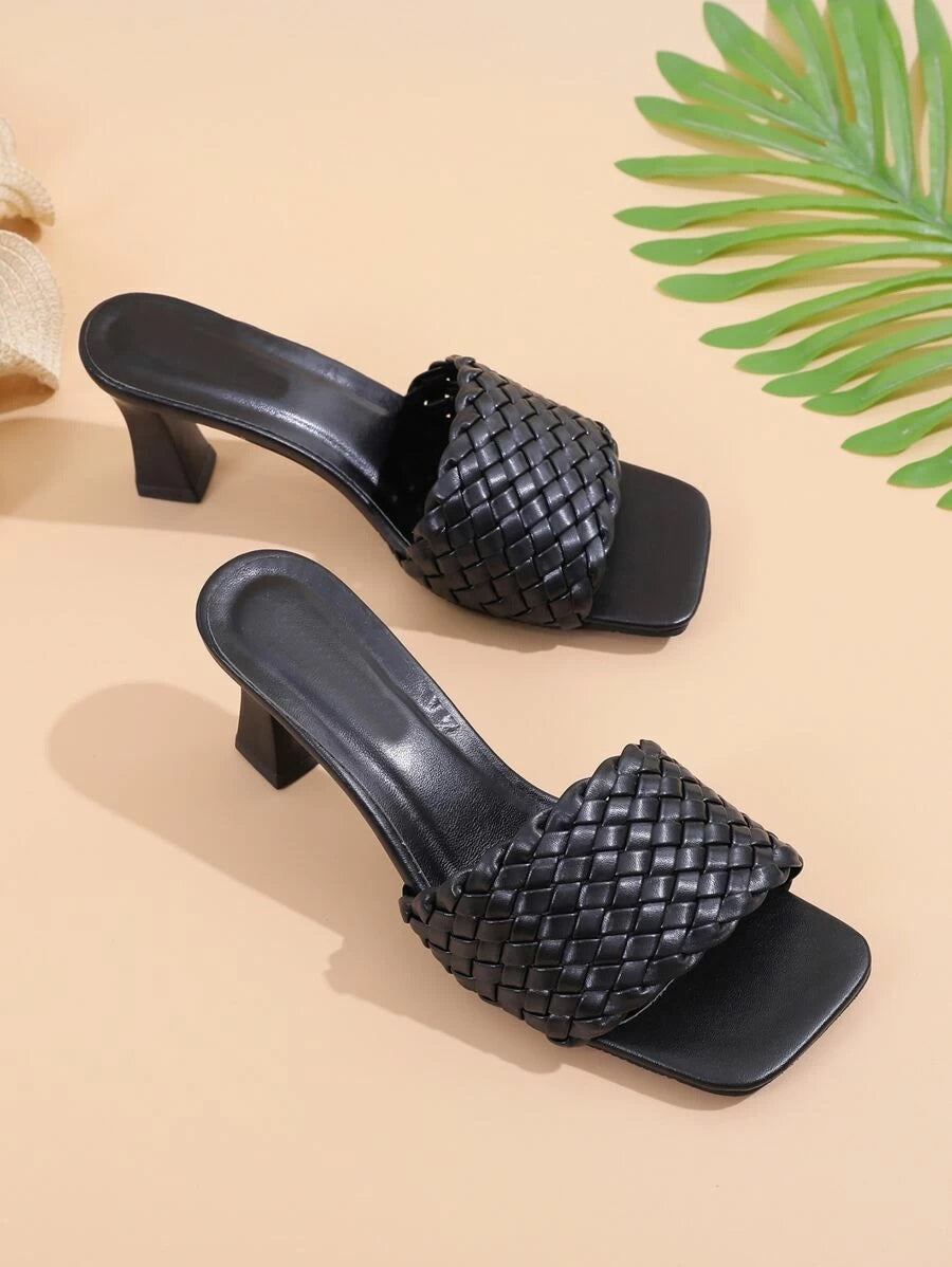 CM-SHS615472 Women Casual Seoul Style Braided Heeled Sandal Mules - Black