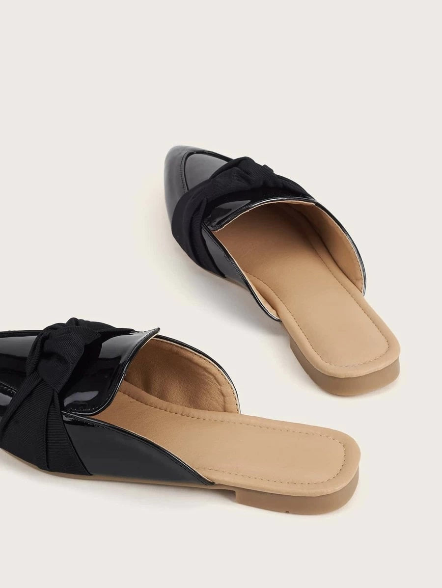 CM-SHS622877 Women Casual Seoul Style Knot Decor Loafer Mules - Black