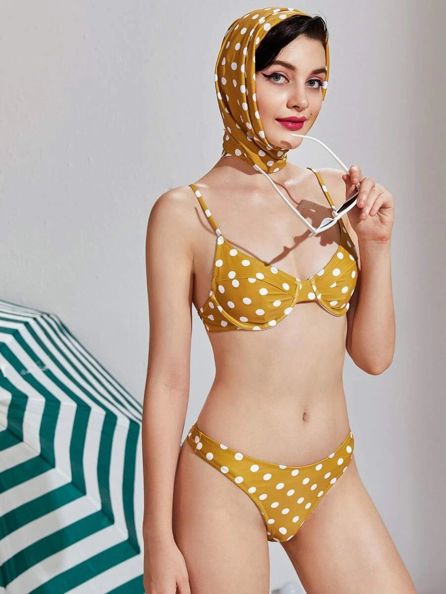 CM-SWS630856 Women Trendy Seoul Style Polka Dot Underwire High Cut Bikini Swimsuit