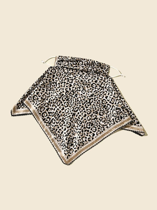 CM-FS716299 Women Leopard Pattern Silk Scarf Mask
