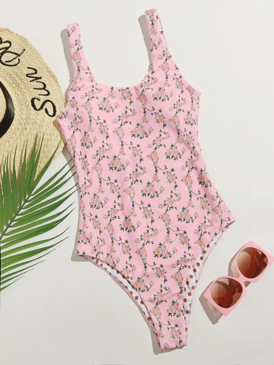 CM-SWS911295 Women Trendy Seoul Style Allover Floral One Piece Swimsuit - Pink