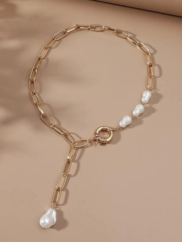CM-AXS103727 Women Trendy Seoul Style Faux Pearl Decor Chain Necklace