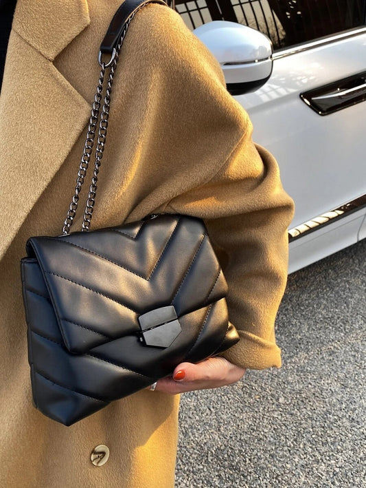 CM-BGS204771 Women Trendy Seoul Style Chevron Flap Chain Shoulder Bag - Black