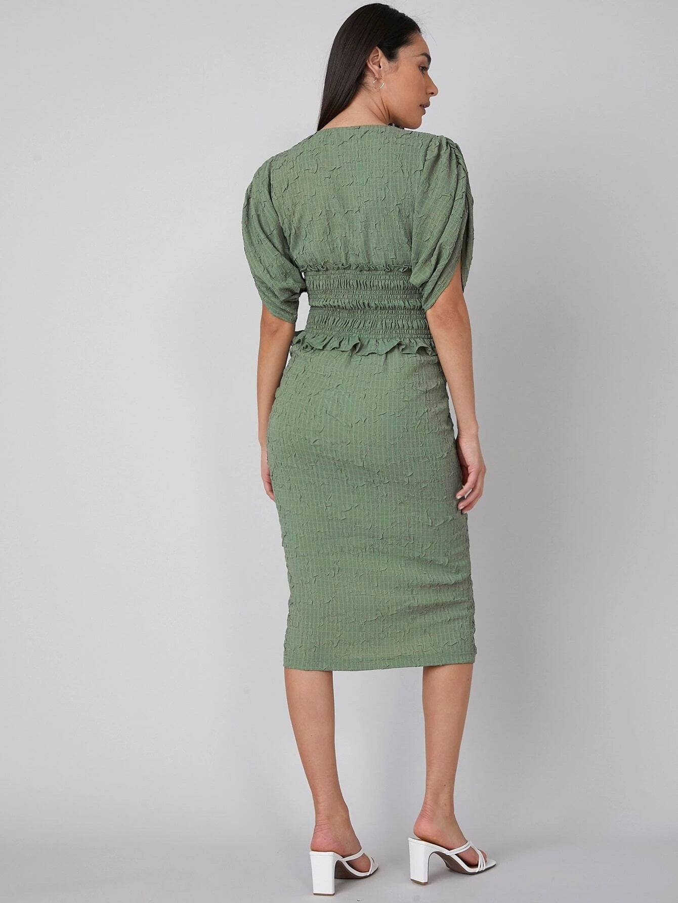 CM-ES114471 Women Elegant Seoul Style V-Neck Puff Sleeve Ruched Fitted Dress - Green