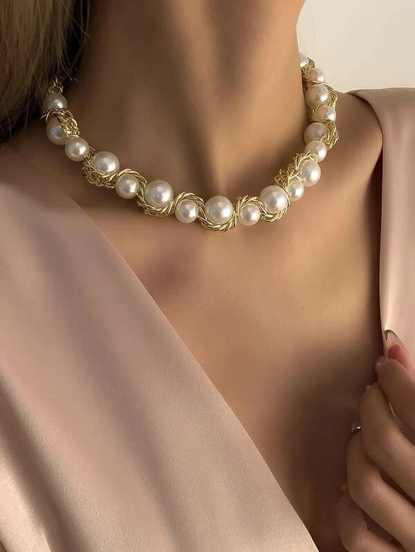 CM-AXS315893 Women Trendy Seoul Style Faux Pearl Beaded Necklace