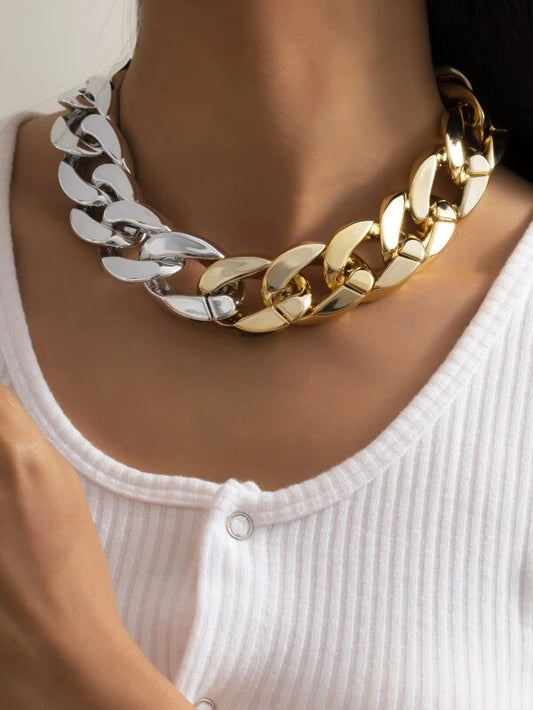CM-AXS427428 Women Trendy Seoul Style Two Tone Chunky Chain Necklace