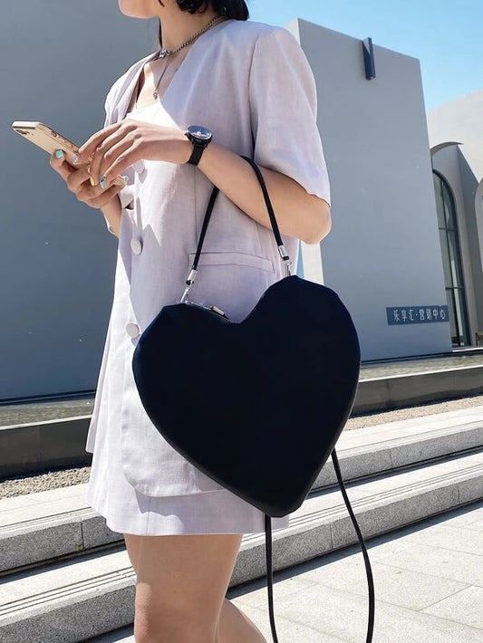 CM-BGS508181 Women Casual Seoul Style Minimalist Heart Shaped Shoulder Bag - Black