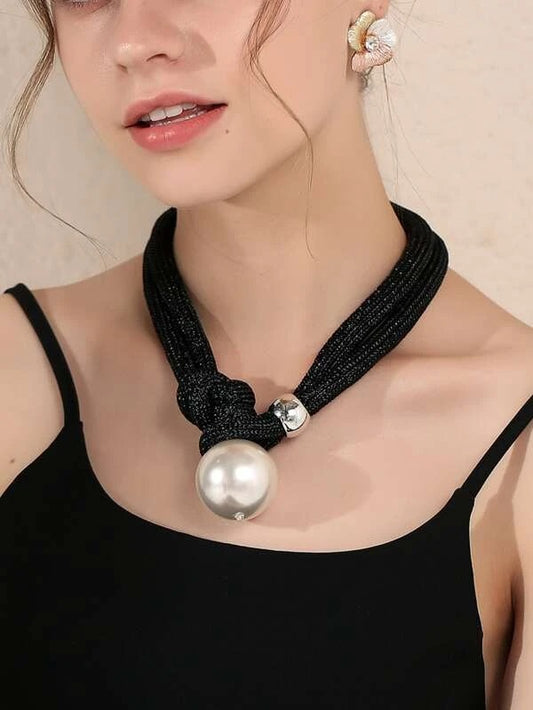 CM-AXS511879 Women Trendy Seoul Style Faux Pearl Decor Necklace - Black