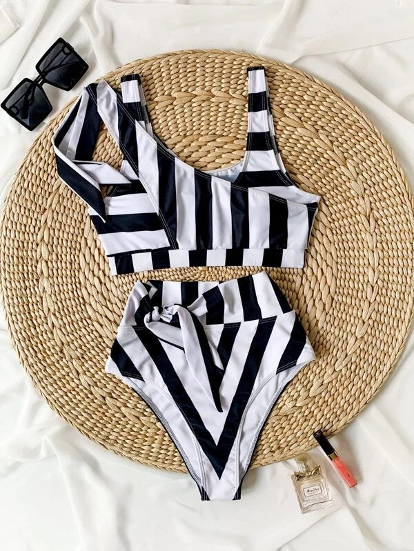 CM-SWS304533 Women Trendy Seoul Style Striped Self Tie High Waisted Bikini Swimsuit