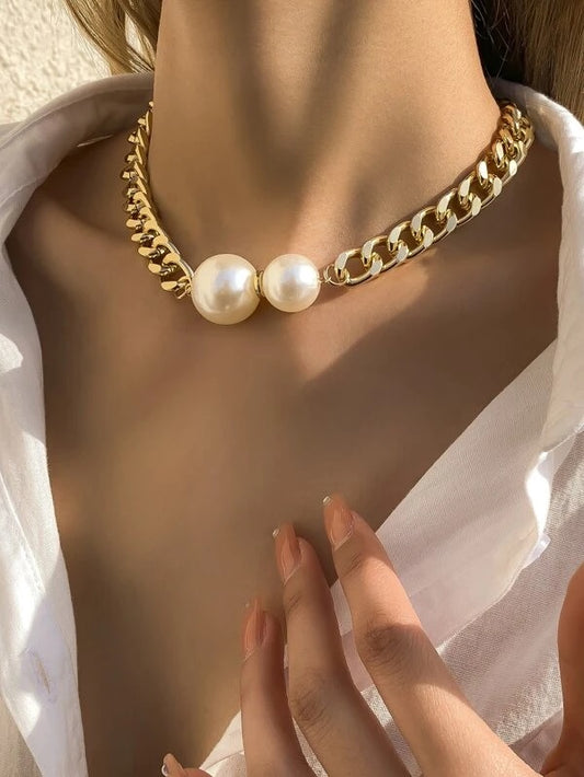 CM-AXS527190 Women Trendy Seoul Style Faux Pearl Decor Chain Necklace
