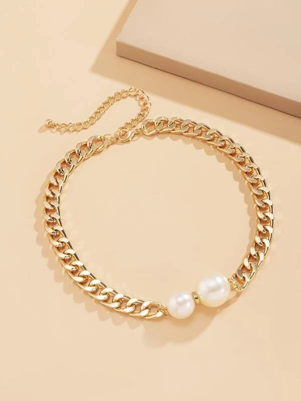 CM-AXS527190 Women Trendy Seoul Style Faux Pearl Decor Chain Necklace