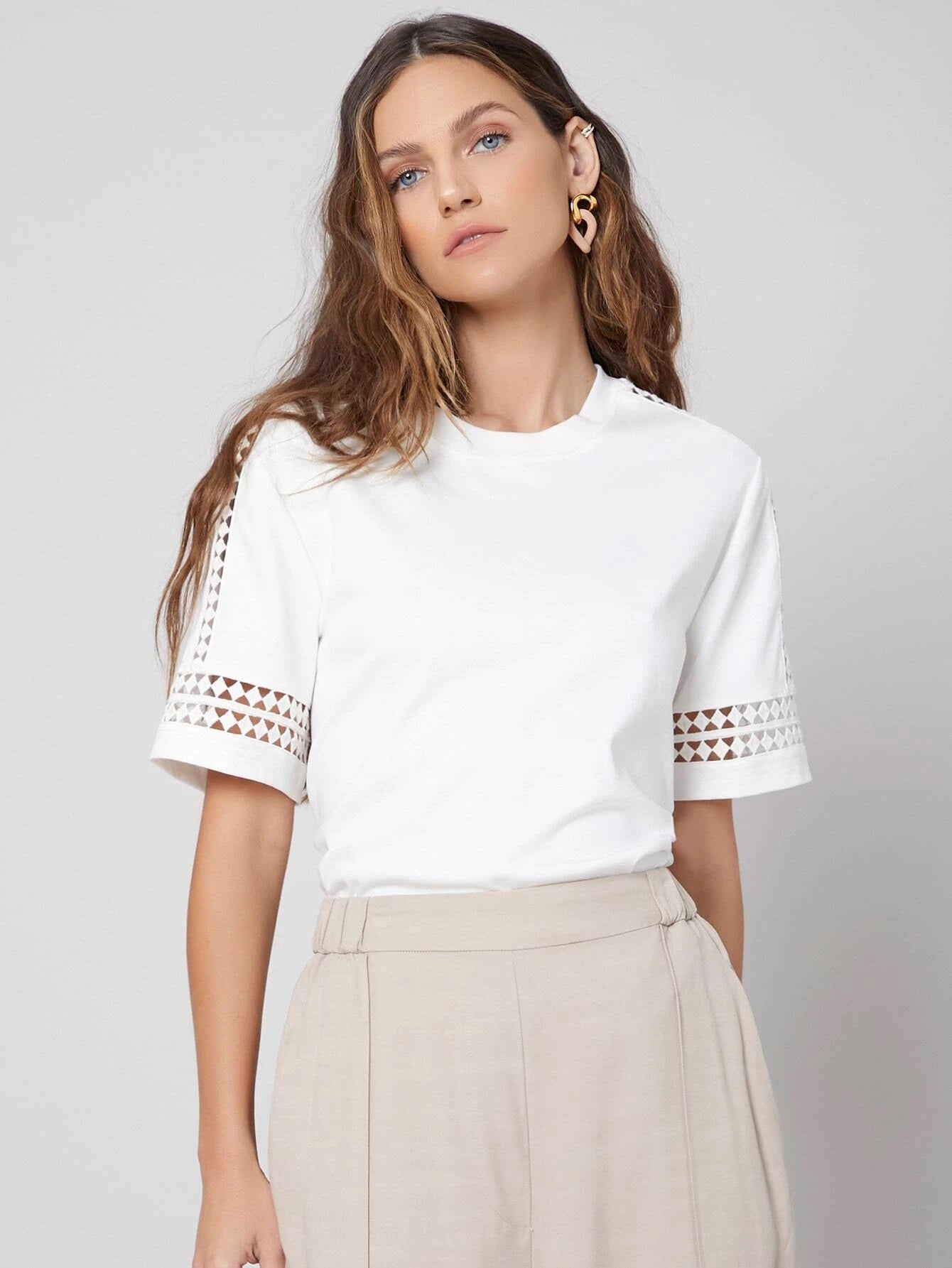 CM-TS518436 Women Casual Seoul Style Round Neck Cut-Out Short Sleeve T-Shirt - White