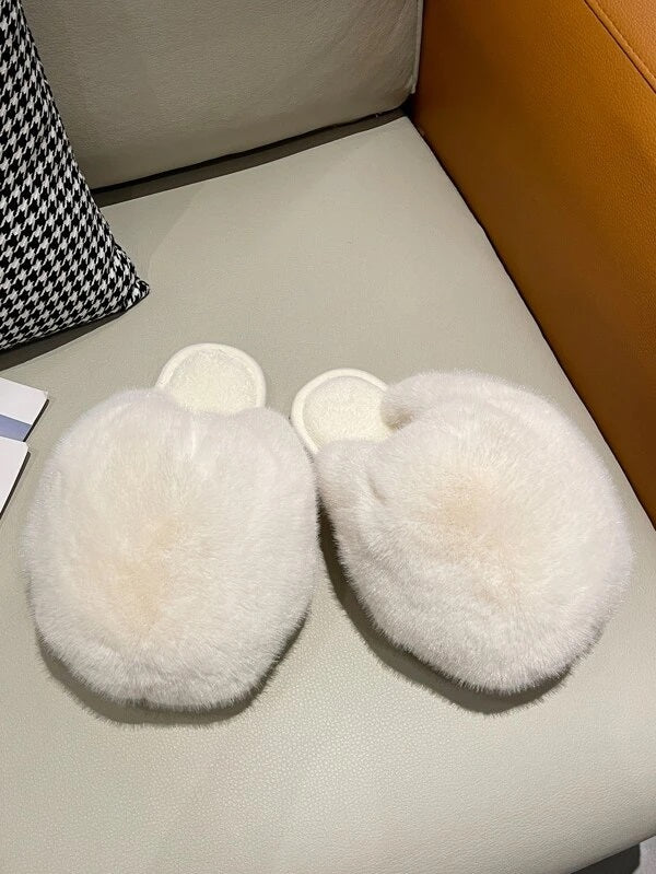 CM-SHS471507 Women Trendy Seoul Style Minimalist Faux Fur Home Slippers - White