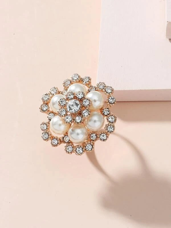 CM-AXS055332 Women Trendy Seoul Style Faux Pearl Floral Decor Ring