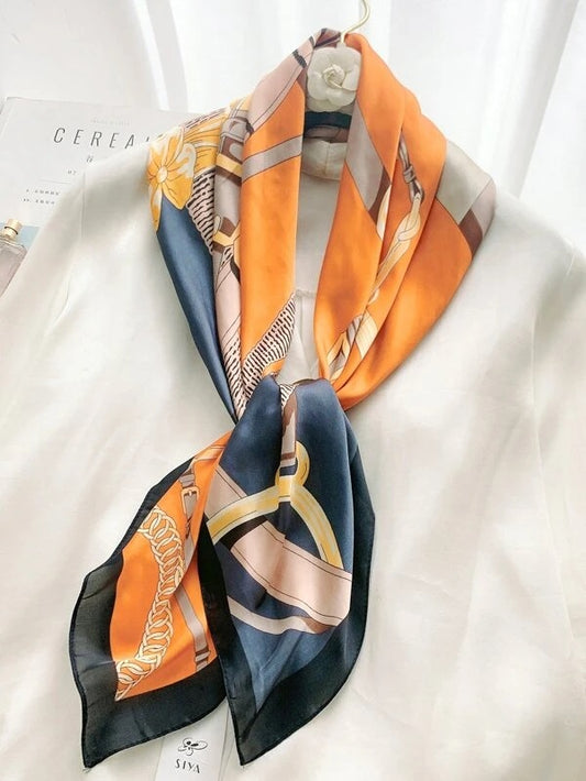 CM-AXS181838 Women Trendy Seoul Style Belt Print Bandana