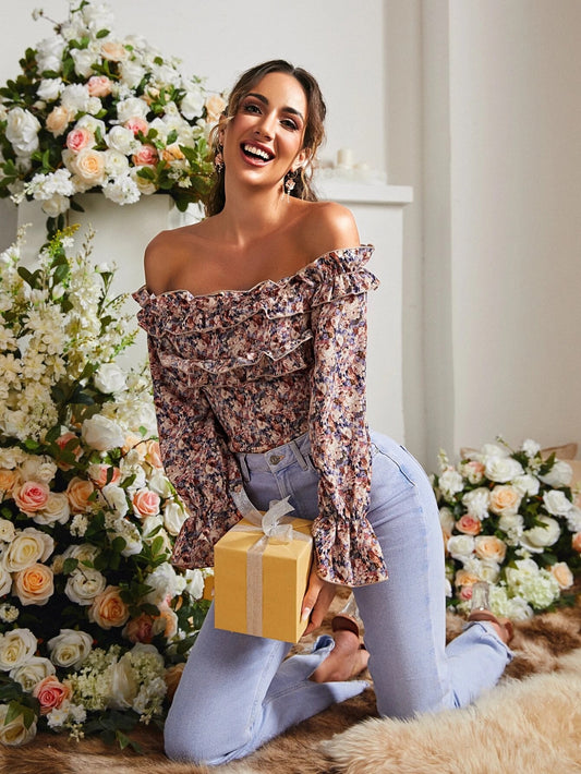 CM-TS019100 Women Trendy Bohemian Style Floral Print Off Shoulder Blouse