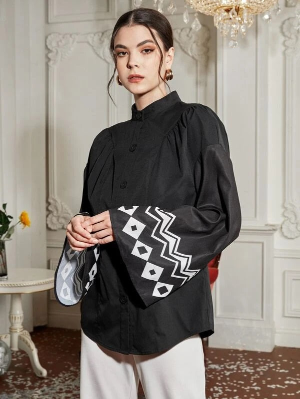 CM-TS608626 Women Elegant Seoul Style Mock Neck Geometric Print Flounce Sleeve Blouse