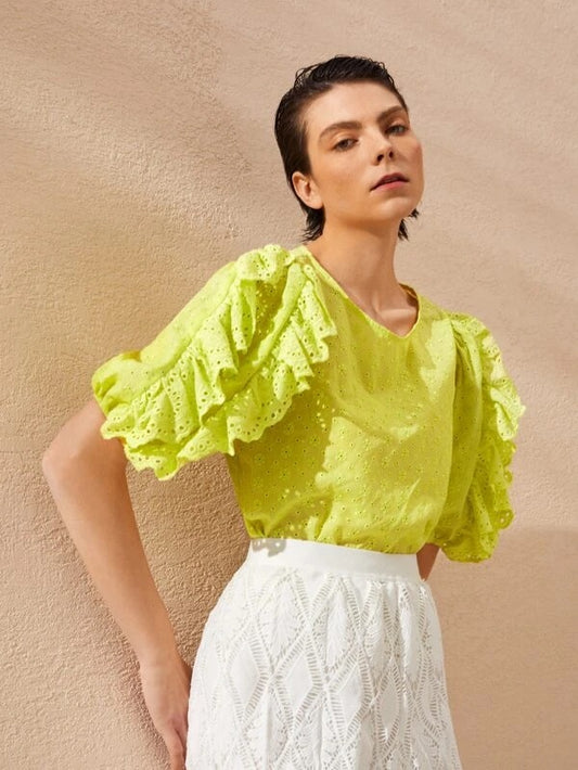 CM-TS322033 Women Trendy Bohemian Style Ruffle Trim Puff Sleeve Schiffy Blouse