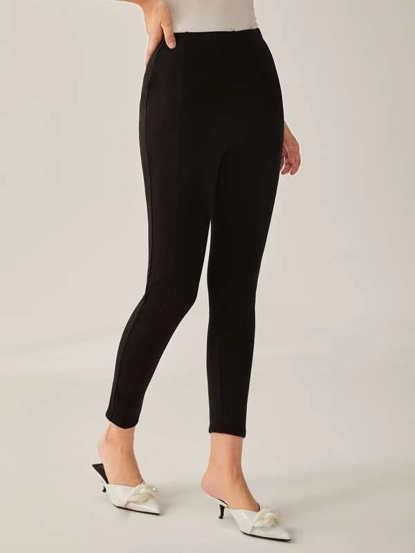 CM-BS587667 Women Casual Seoul Style Solid Cropped Leggings - Black