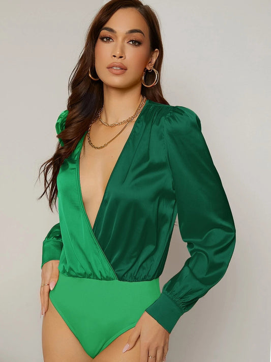CM-TS345884 Women Elegant Seoul Style Deep V-Neck Colorblock Bodysuit