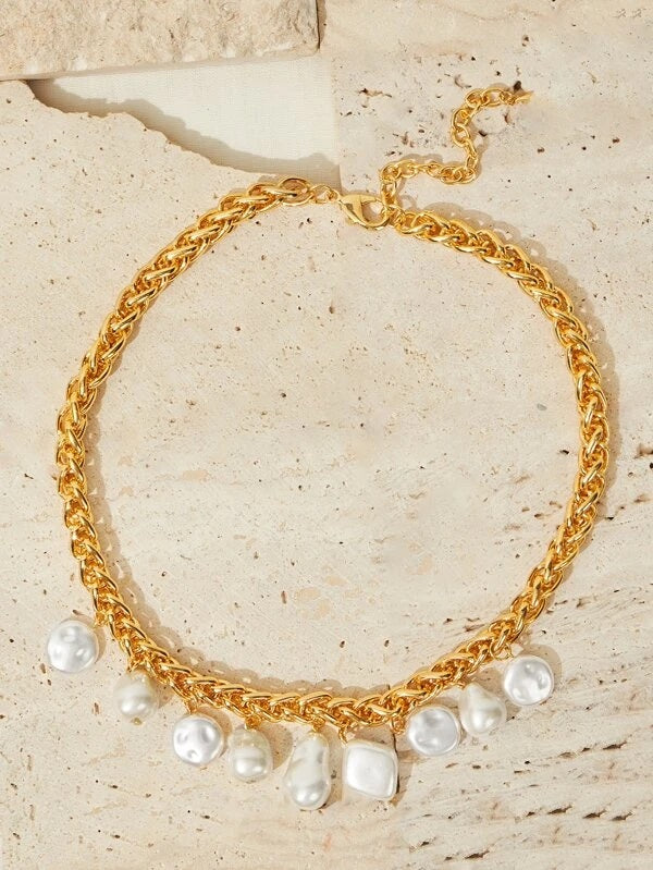 CM-AXS118123 Women Trendy Seoul Style Faux Pearl Pendant Chain Necklace
