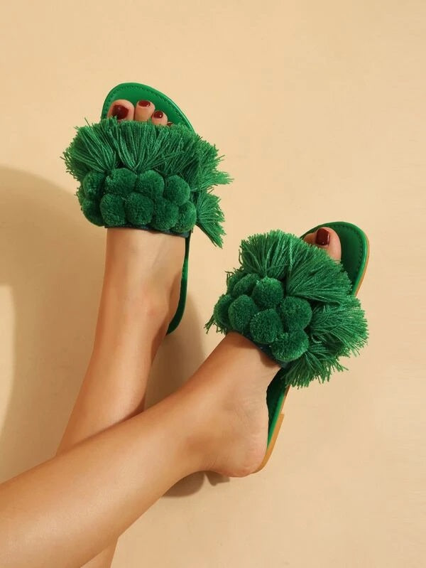 CM-SHS280174 Women Trendy Seoul Style Tassel And Pom Pom Decor Slide Sandals - Green