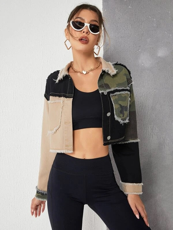 CM-CS298099 Women Casual Seoul Style Camo Print Cut Drop Shoulder Denim Jacket