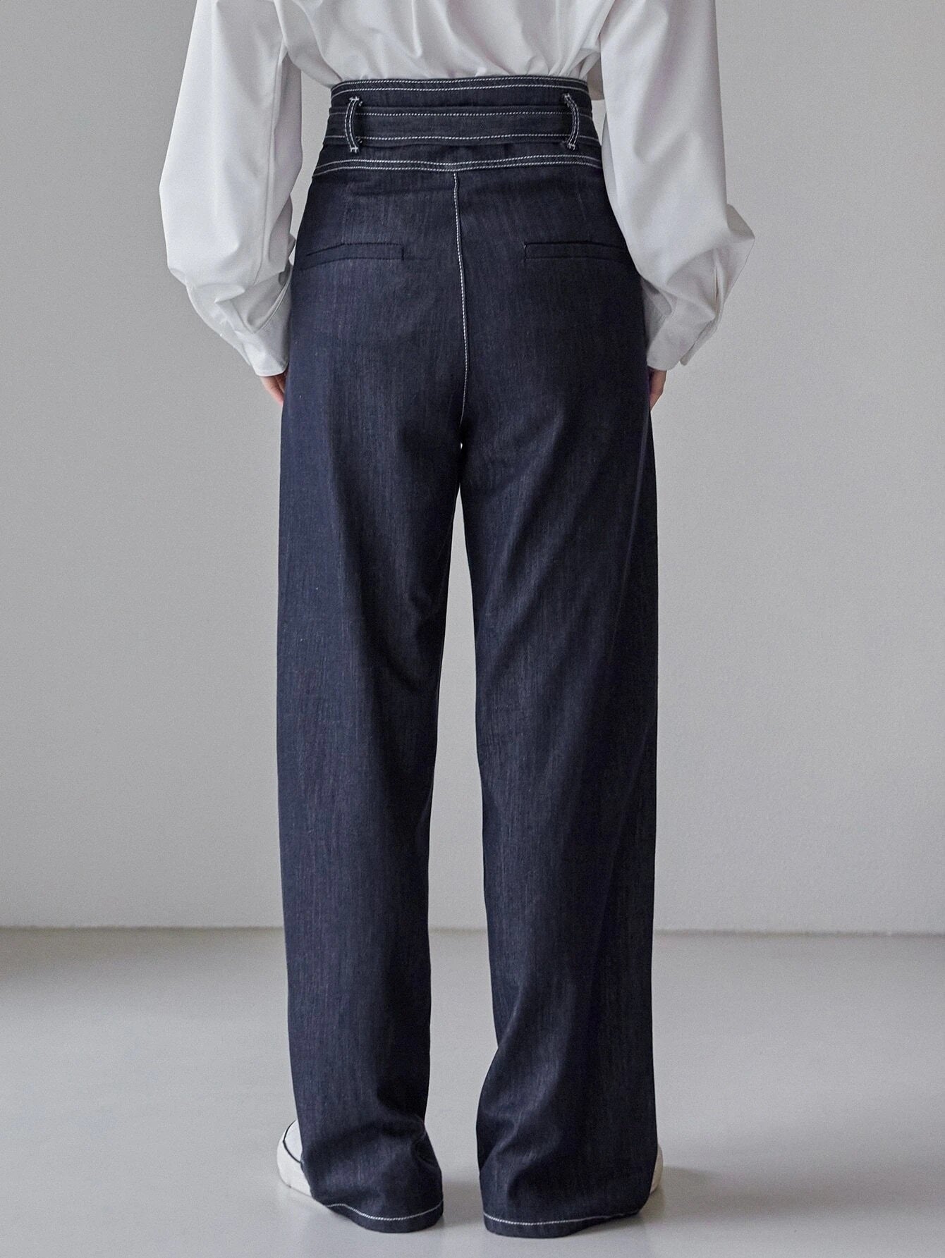 CM-BS966746 Women Casual Seoul Style High Waist Belted Topstitching Straight Leg Jeans