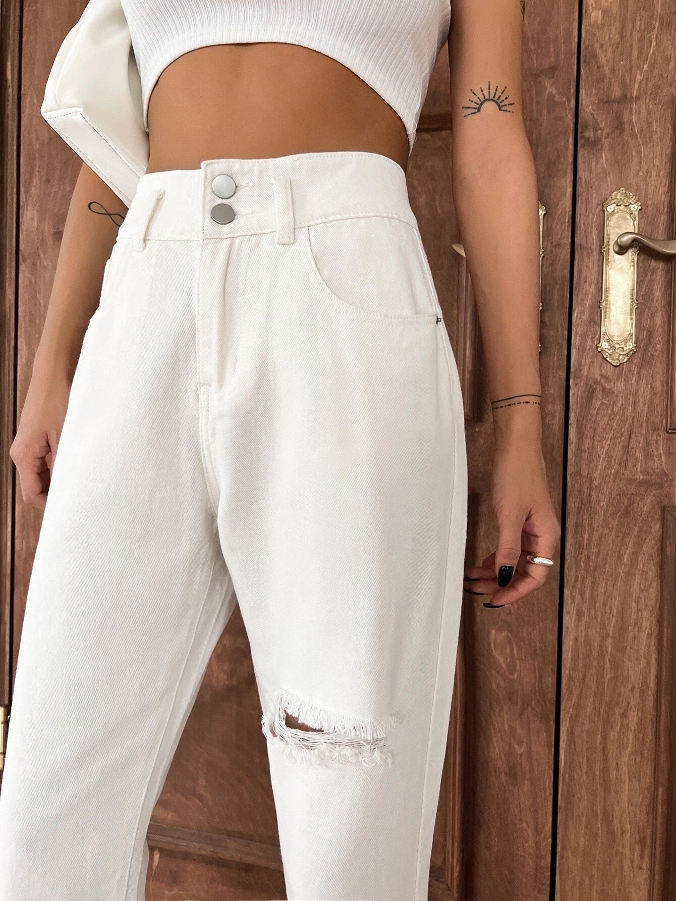 CM-BS199210 Women Casual Seoul Style High Waist Ripped Mom Fit Jeans - White