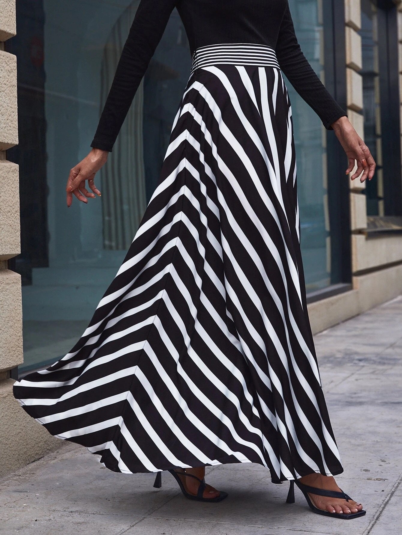 CM-BS611116 Women Casual Seoul Style High Waist Vertical Striped Maxi Skirt