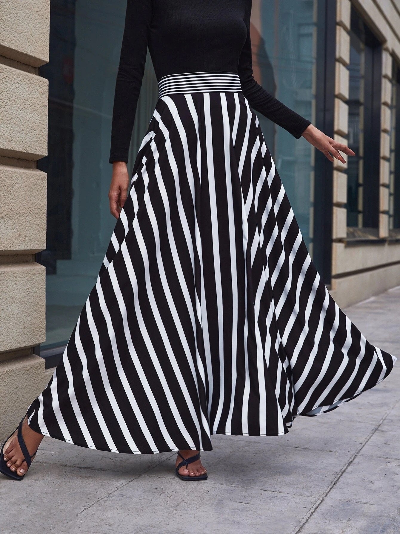 CM-BS611116 Women Casual Seoul Style High Waist Vertical Striped Maxi Skirt