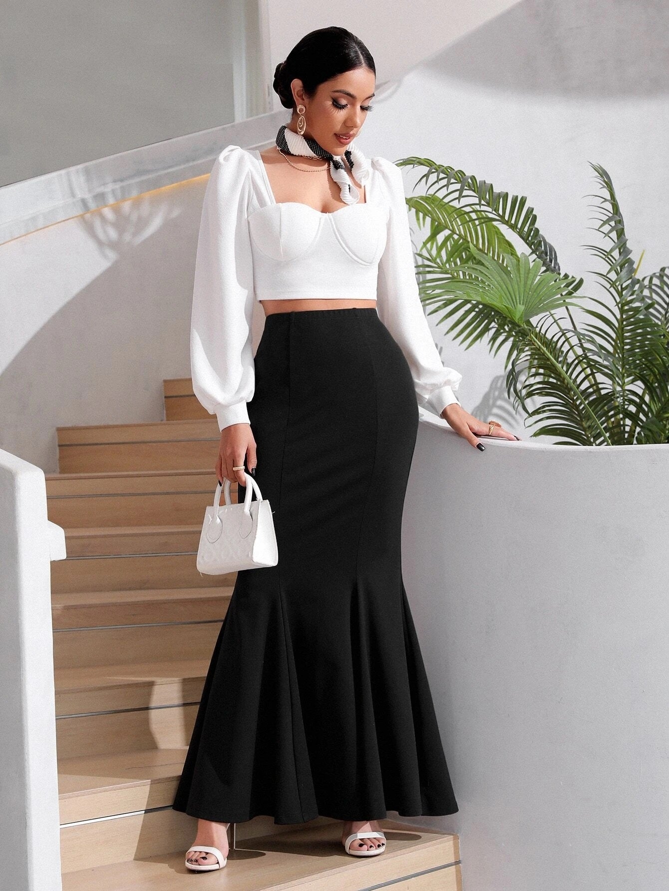 CM-BS780014 Women Elegant Seoul Style High Waist Solid Mermaid Hem Skirt - Black