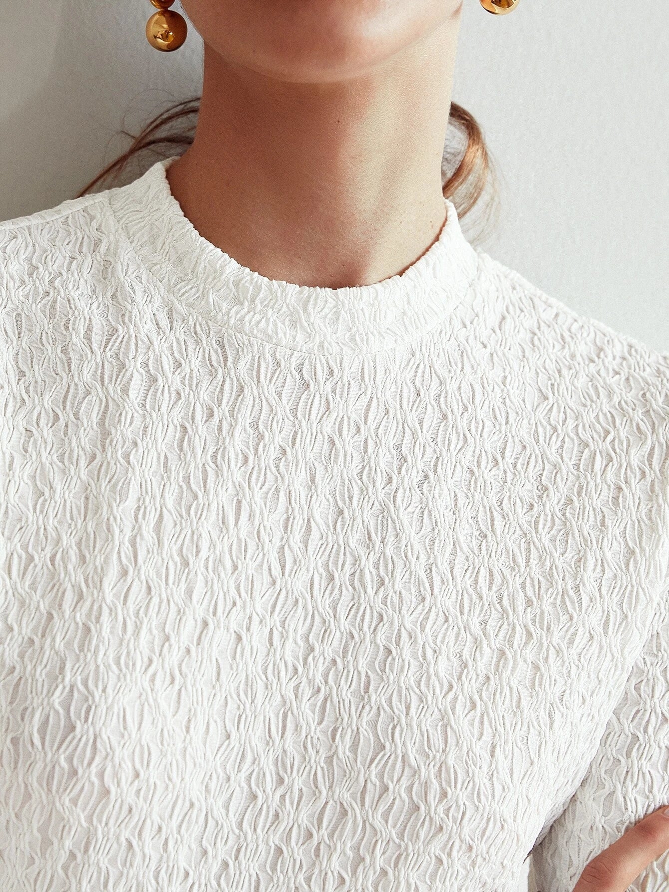 CM-TS738860 Women Elegant Seoul Style Stand Collar Textured Knit Slinky T-Shirt - White