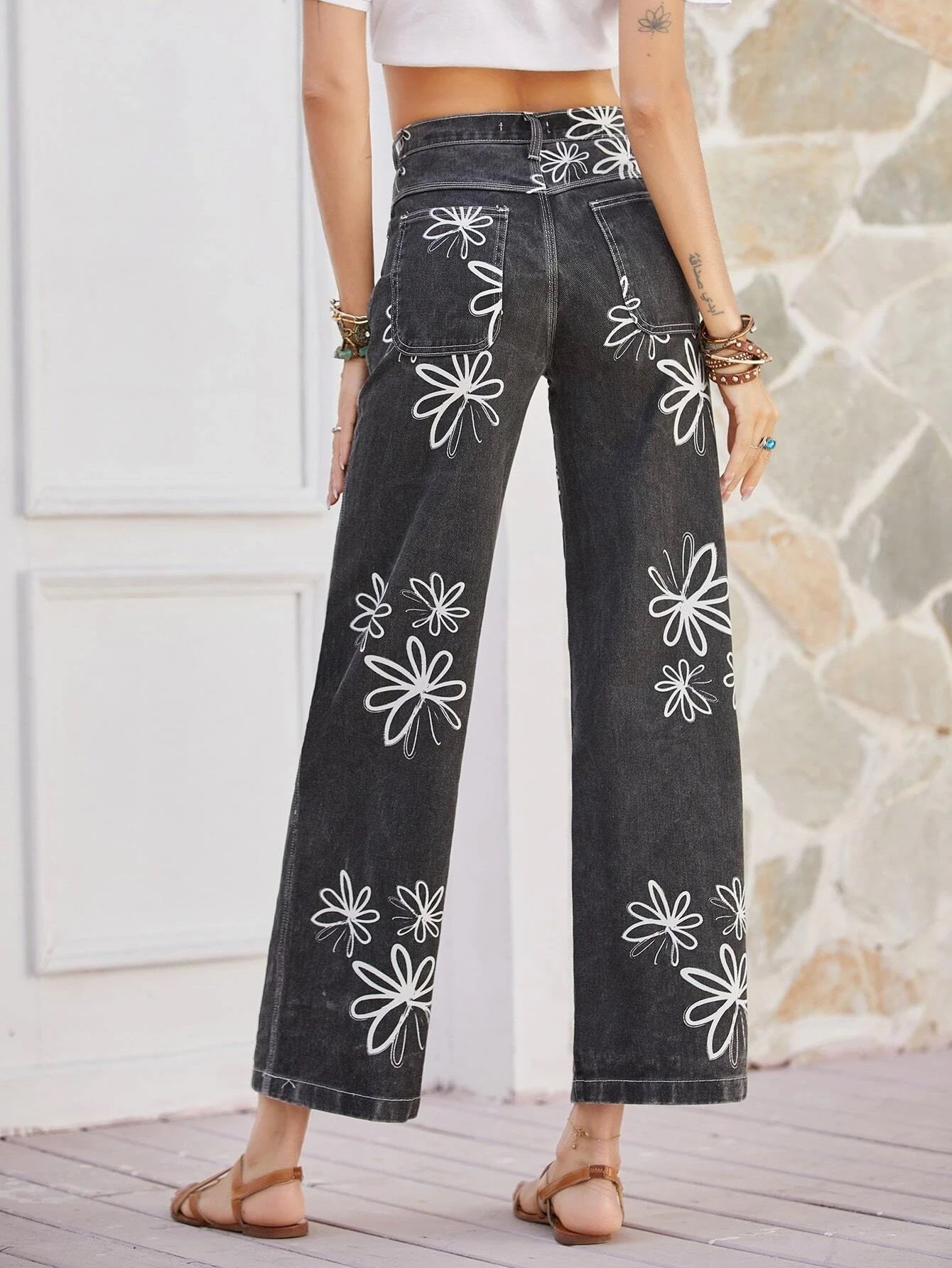CM-BS567205 Women Casual Seoul Style High Waist Floral Print Wide Leg Jeans - Black