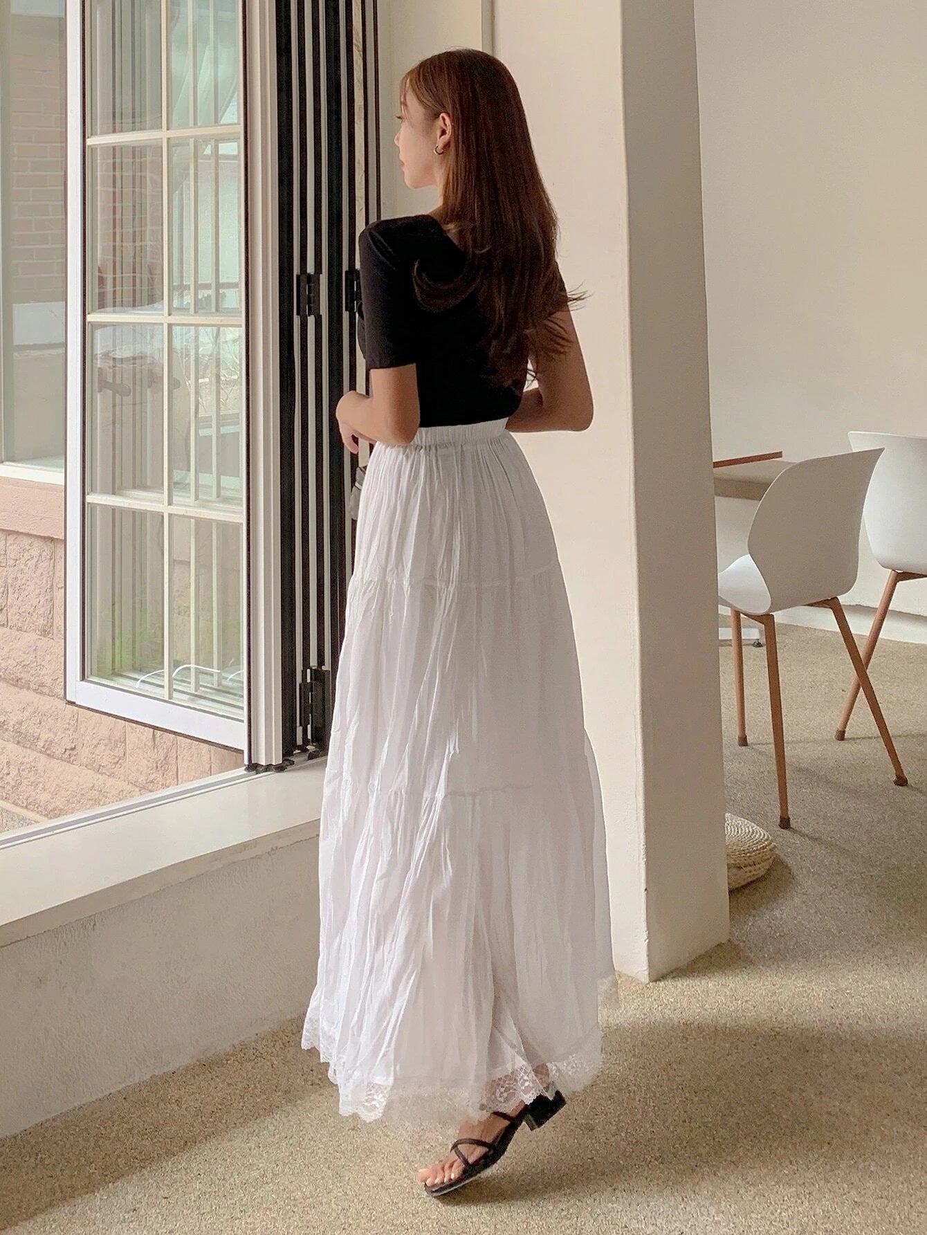 CM-BS486700 Women Elegant Seoul Style Contrast Lace Ruffle Hem Skirt - White