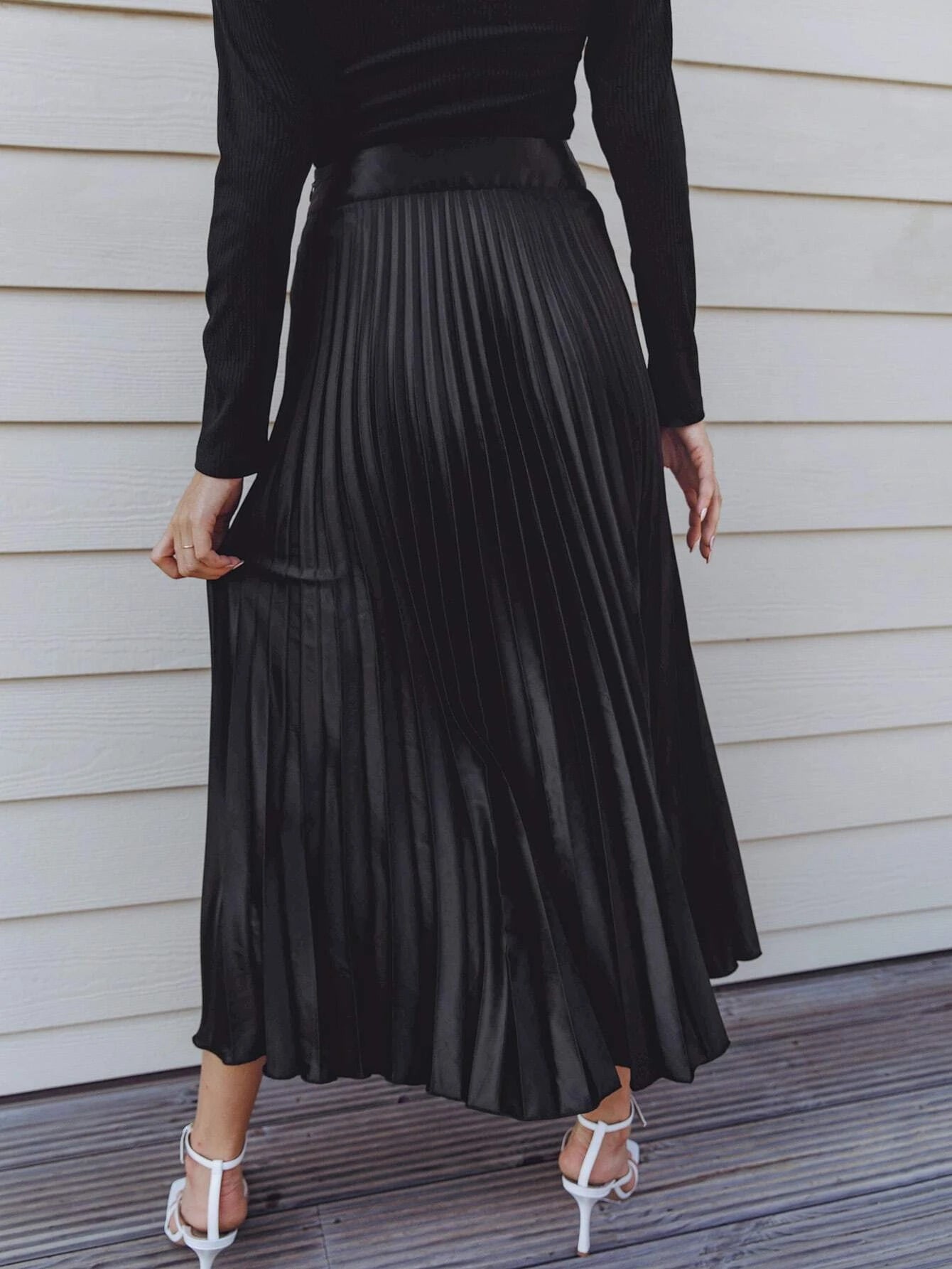 CM-BS905549 Women Elegant Seoul Style High Waist Solid Pleated Skirt - Black