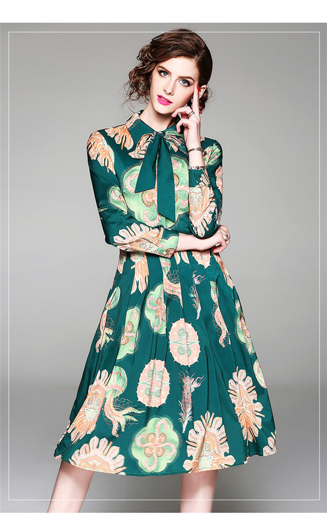CM-DF032330 Women Retro Style Turn-Down Collar Floral Pleated A-Line Dress - Green