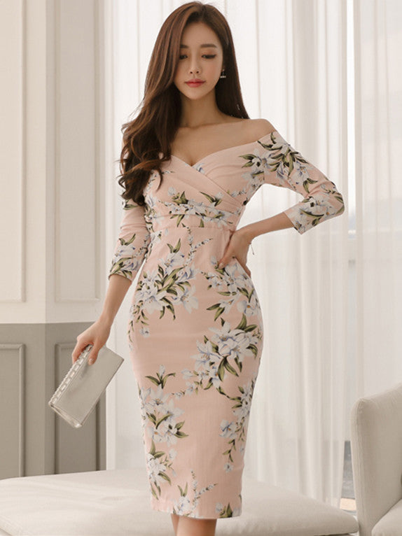 CM-DF072532 Women Charming Boat Neck Floral Bodycon Mid Sleeve Dress
