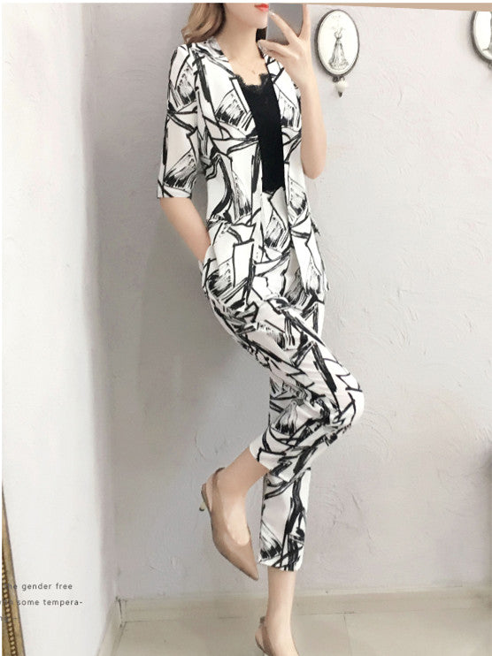 CM-SF072801 Women Retro Seoul Style Scrawl Printings Slim Leisure Suits - Set