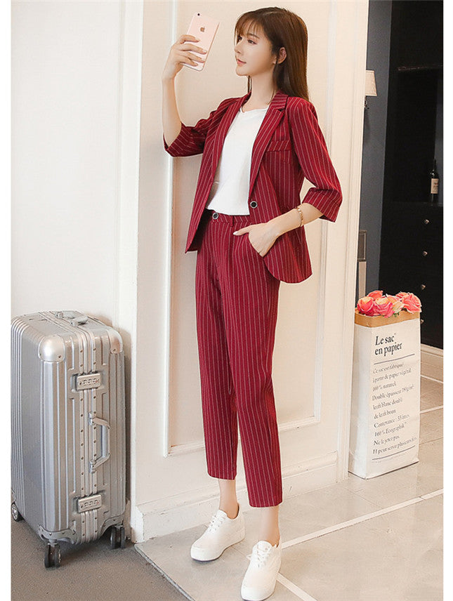 CM-SF080125 Women European Style Wine Red Tailored Collar Stripes Cropped Leisure Suits - Set