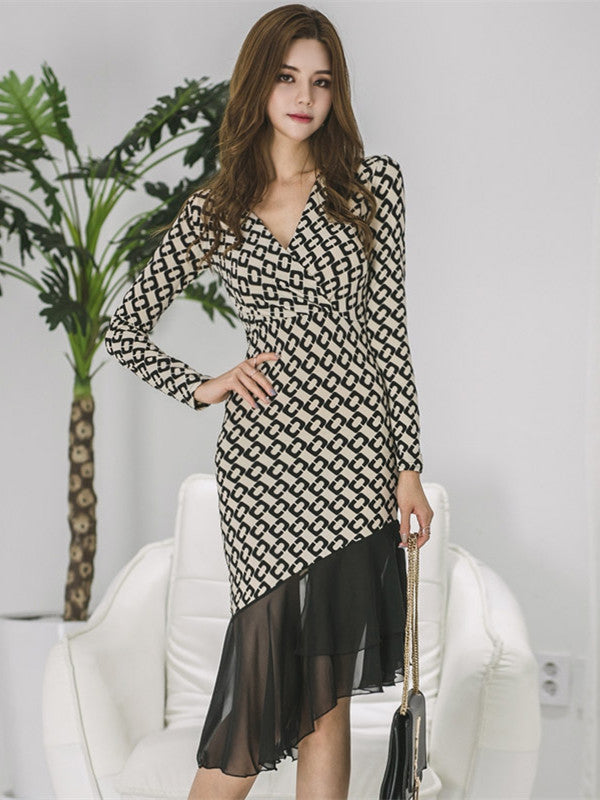 CM-DF092720 Women Casual Seoul Style V-Neck Gauze Fishtail Printings Skinny Dress