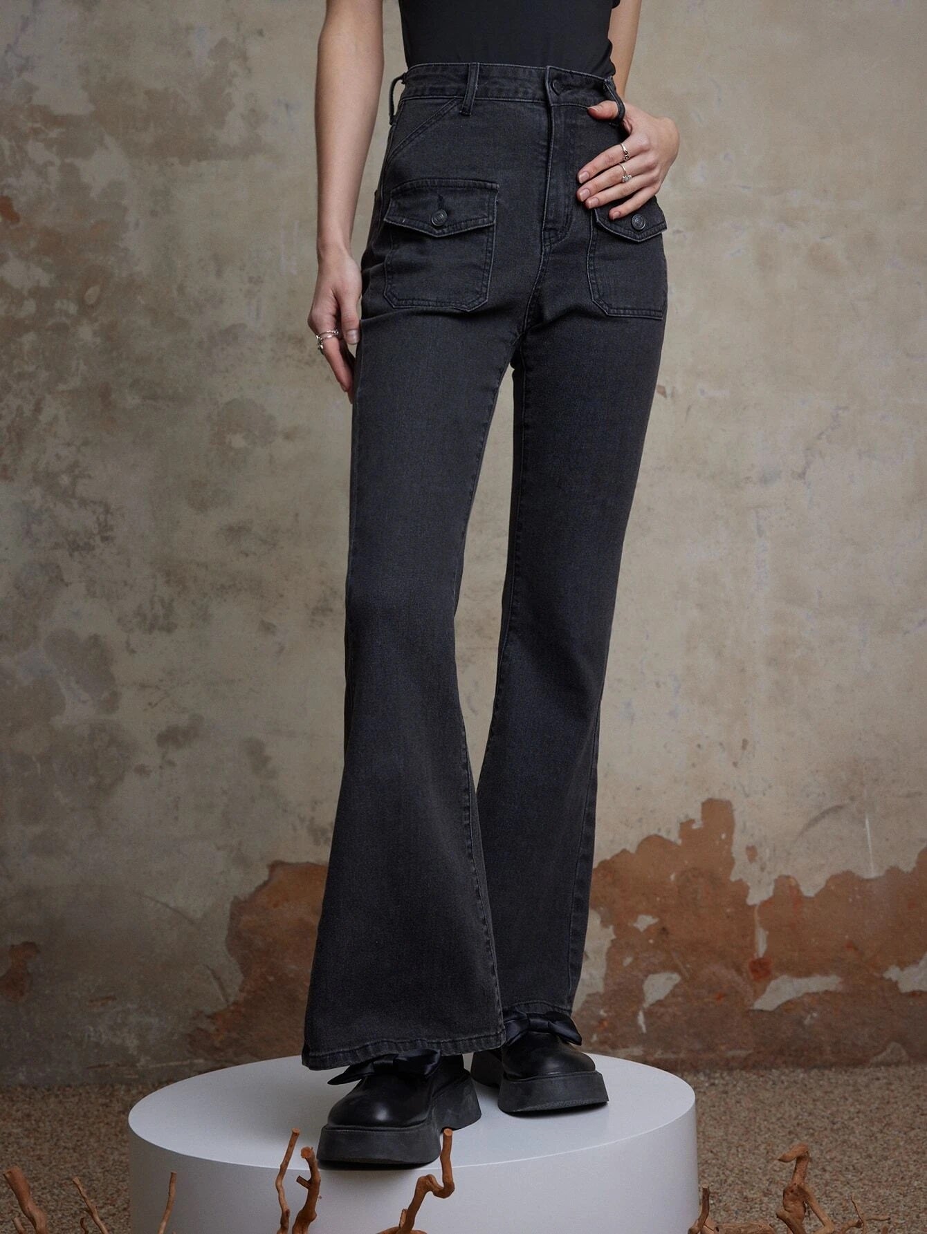 CM-BS829381 Women Preppy Seoul Style High Waist Flap Pocket Flare Leg Jeans - Dark Gray