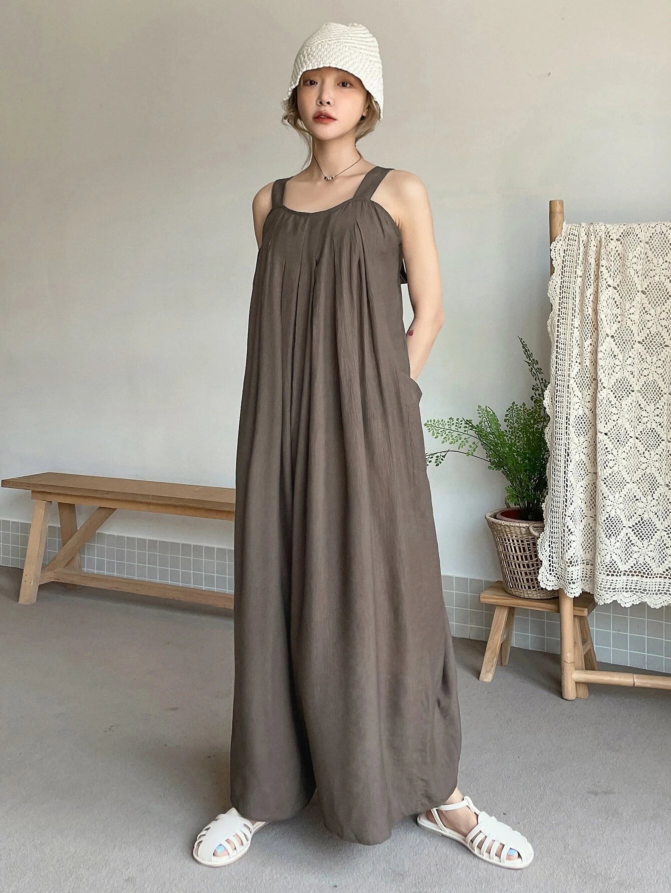 CM-JS158581 Women Trendy Bohemian Style Dual Pocket Tie Back Zipper Cami Jumpsuit