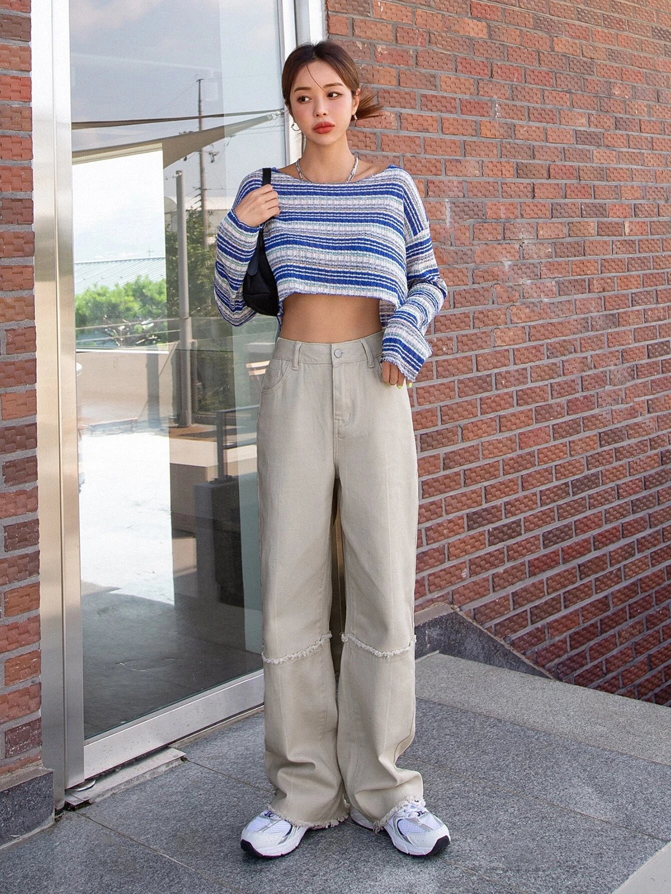 CM-BS964276 Women Casual Seoul Style High Waist Raw Trim Wide Leg Jeans - Beige