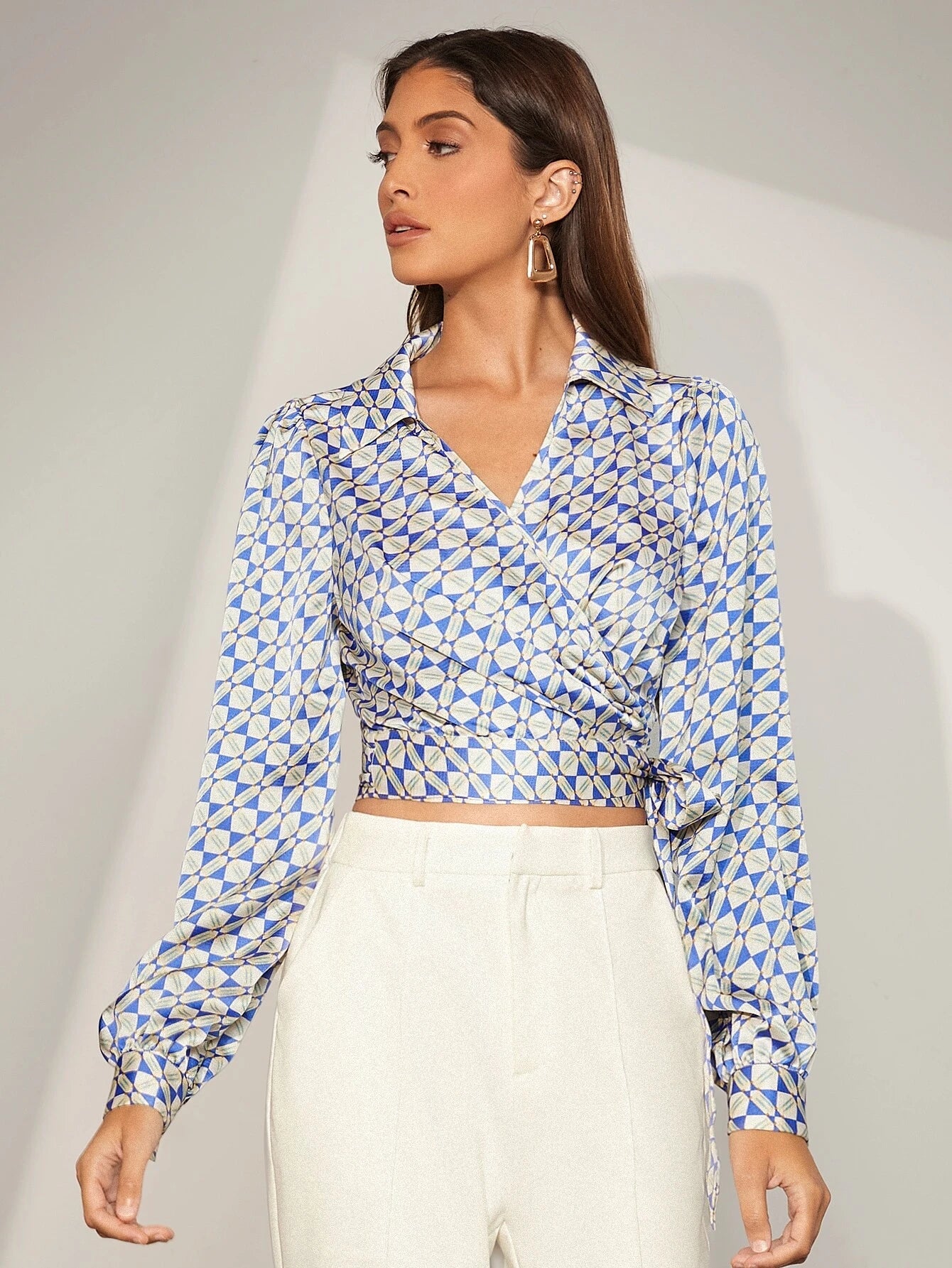 CM-TS101493 Women Elegant Seoul Style Allover Print Knot Side Wrap Blouse