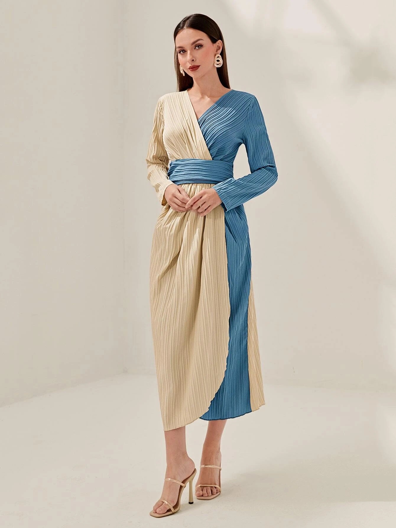 CM-DS658639 Women Casual Seoul Style Two Tone Pleated Panel Tie Back Wrap Hem Dress